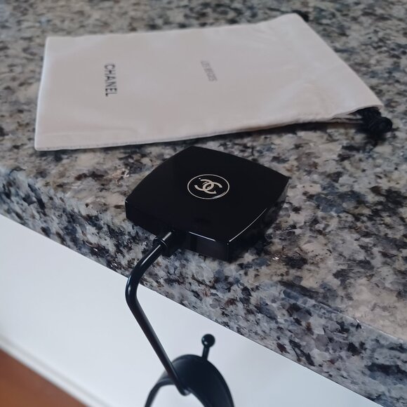 CHANEL Bag Hanger Hook with CC logo - New - Picture 6 of 7